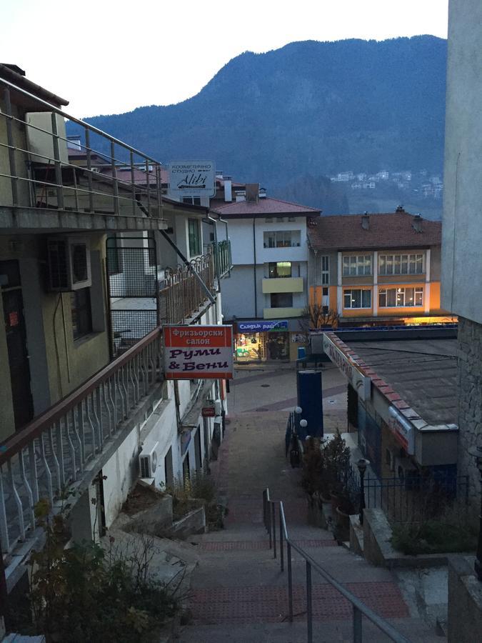 Guest Apartment Monarch Smolyan Buitenkant foto